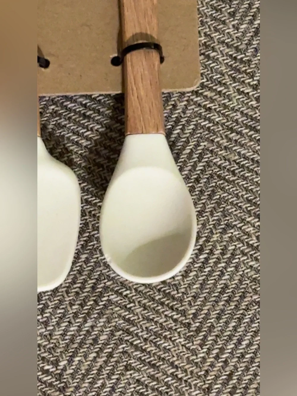 Rae Dunn 5 Piece Kitchen Wooden Utensils in White Silicone baste mix flip stir
